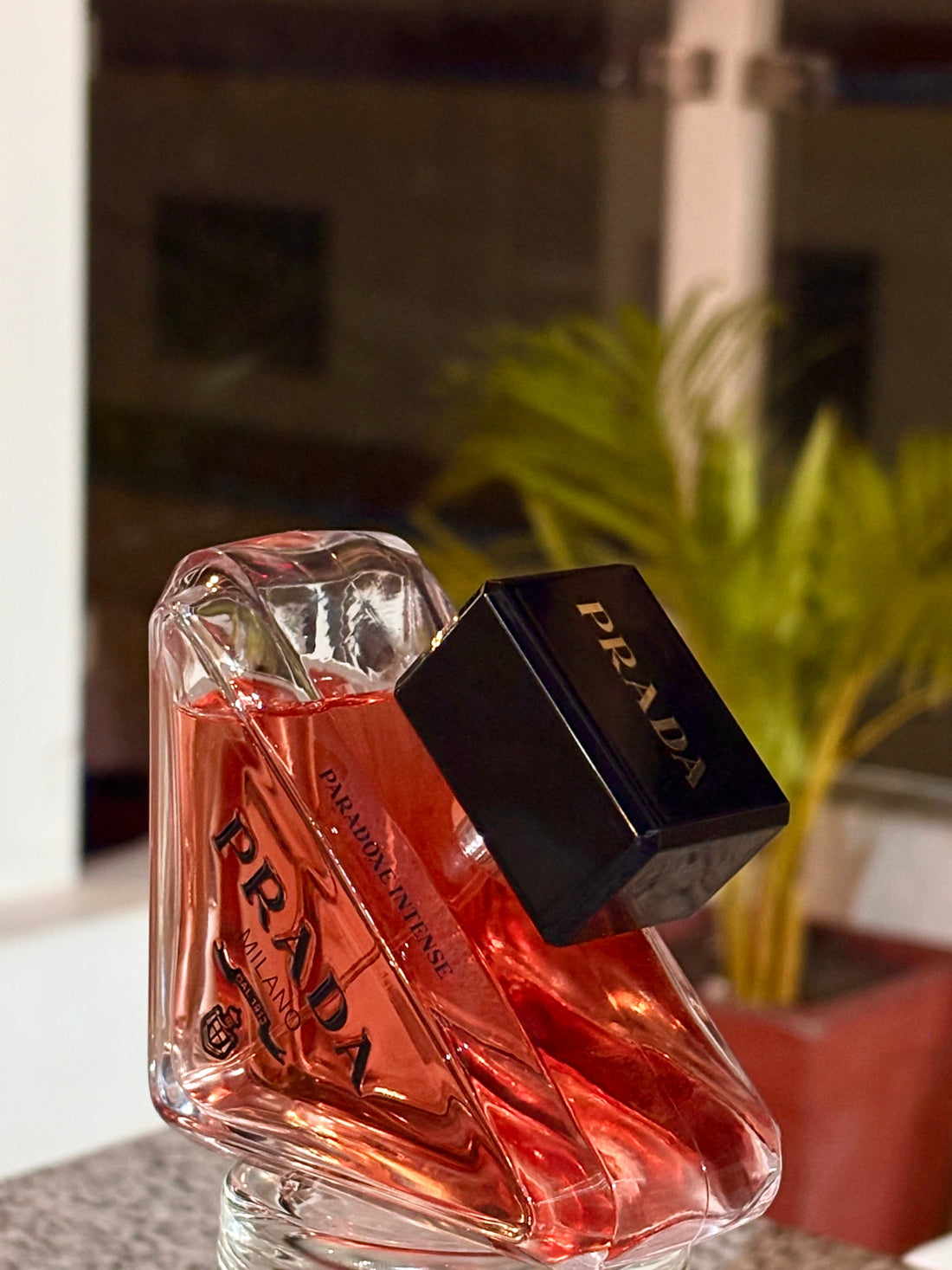 **Discover the essence of modern femininity with Prada Paradoxe Intense.**